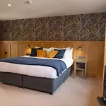 Redstones Dufton