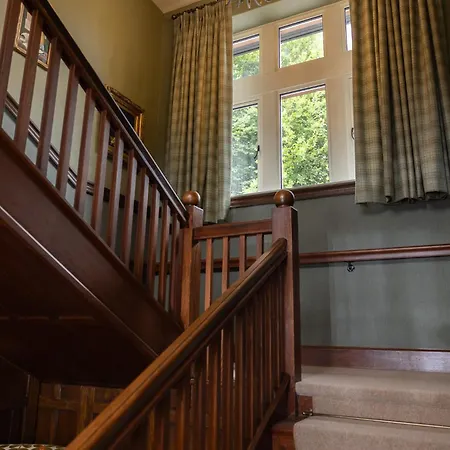 ベッド・アンド・ブレックファスト Redstones *